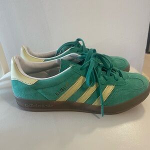 *NEW* ADIDAS GAZELLE INDOOR SHOES